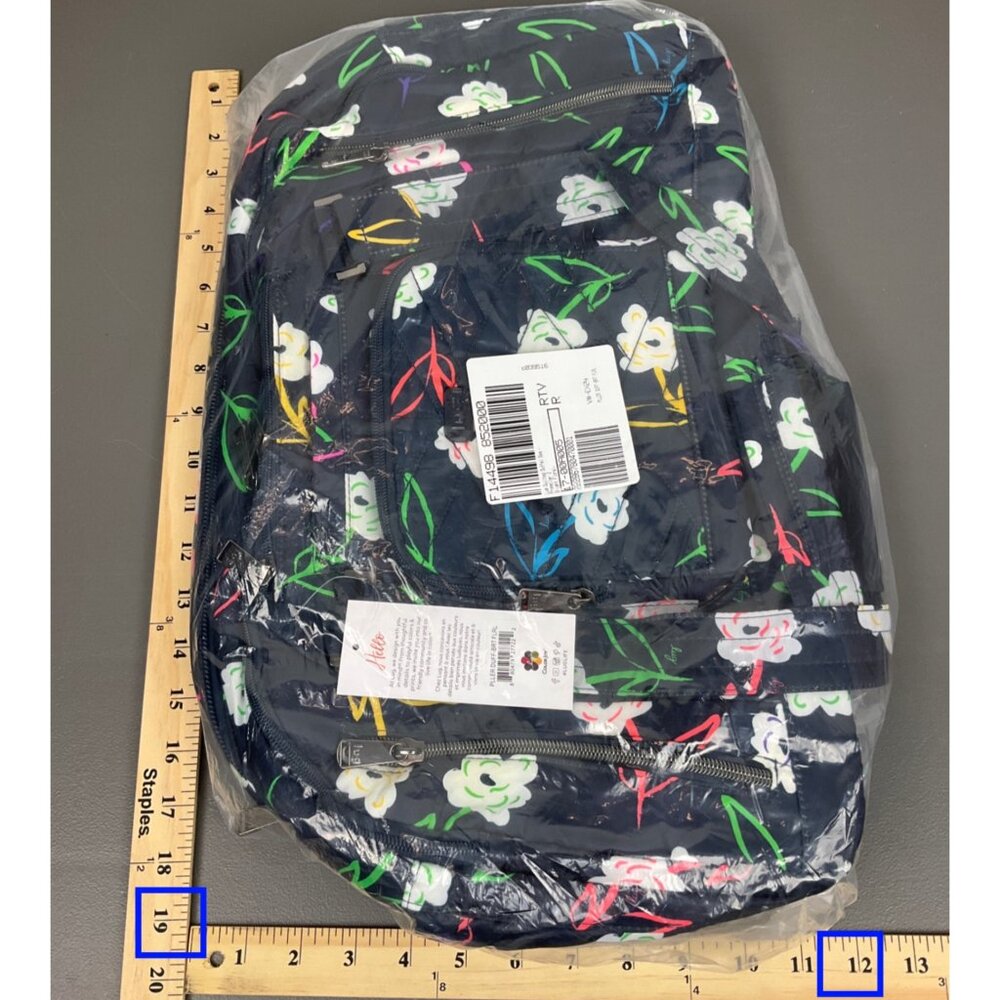 Lug Propeller 2 Bright Floral Overnight Bag - Stylish & Spacious, Perfect for Wo - Picture 4 of 7